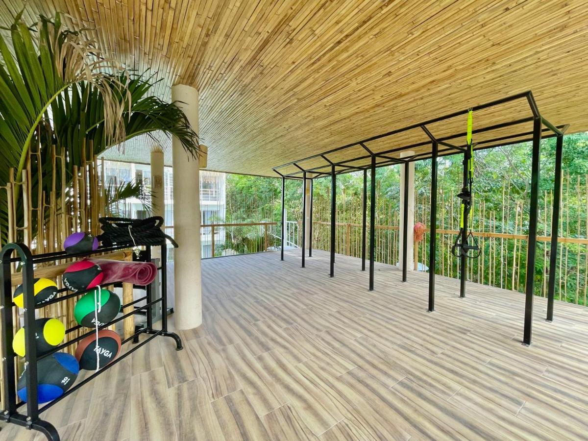 Beautiful Swim-Up Studio With Private Terrace, Pool And Jungle Gym Τουλούμ Εξωτερικό φωτογραφία